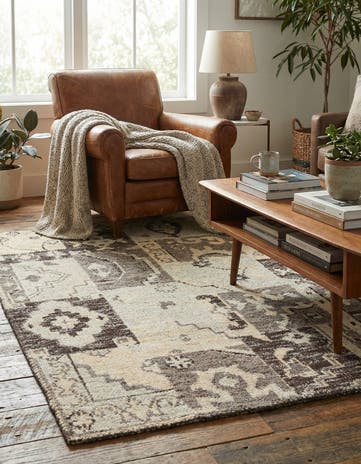 4' x 5' 8 Hand Knotted Patchwork Wool Rug