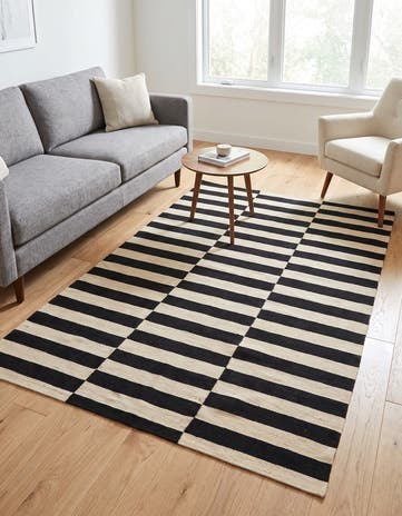 4' 3 x 6' Hand Woven Kilim Modern Wool Rug