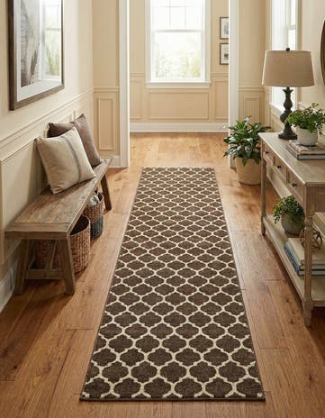 2' 7 x 13' Lattice Runner Rug