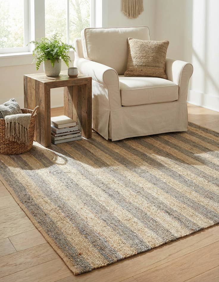 Detail image of 7' 10 x 7' 10  Hand Braided Jute Square Rug