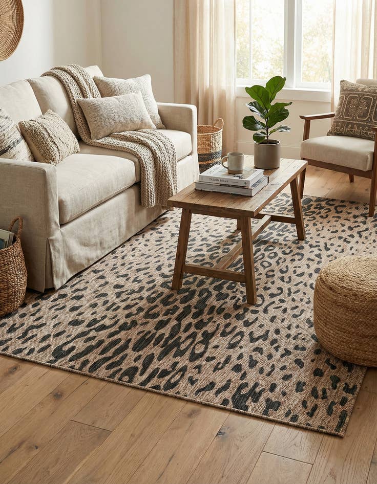 Detail image of 5' 3 x 8'  Washable Safari Indoor / Outdoor Rug