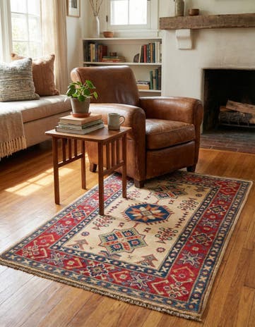 2' 8 x 4' 3 Hand Knotted Kazak Rug