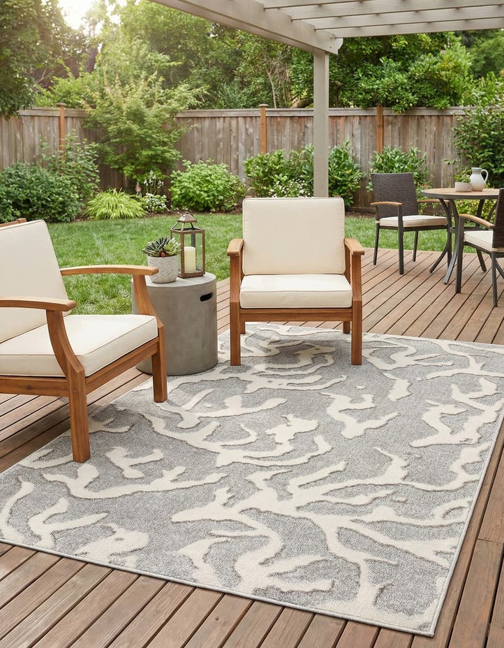 5' x 8' Easy-Clean Sabrina Soto Indoor / O...