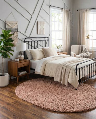  5' 3 x 8' Zermatt Shag Oval Rug