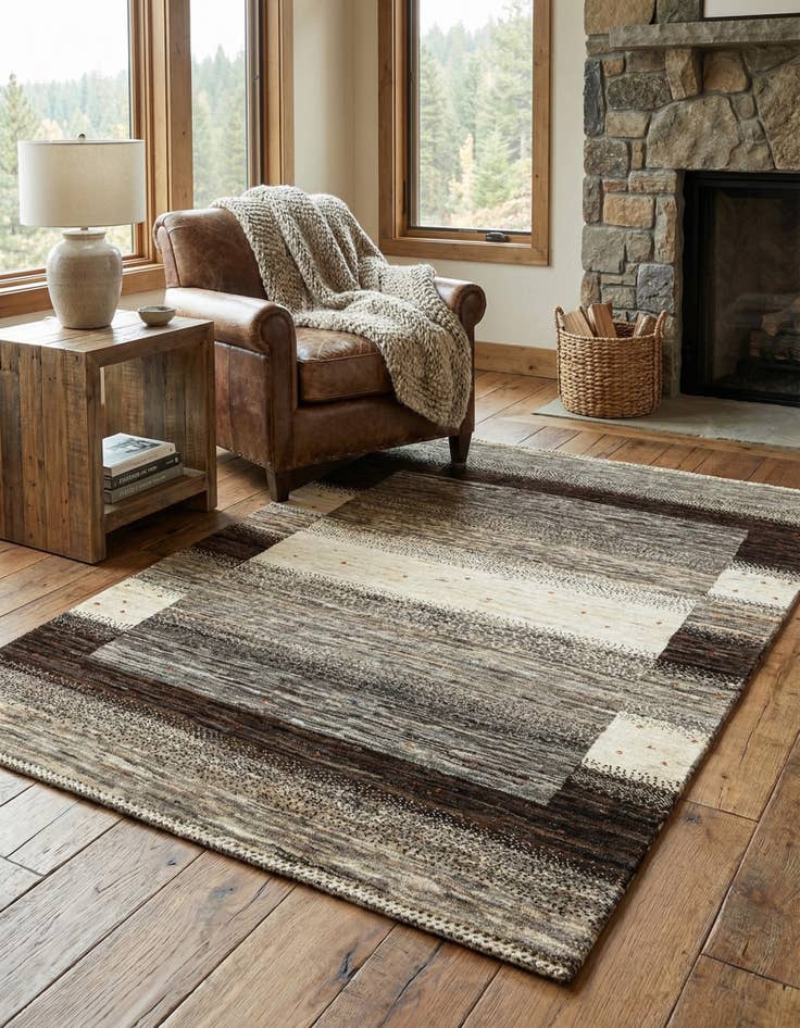 Detail image of 3' 3 x 4' 6  Hand Knotted Kashkuli Rug