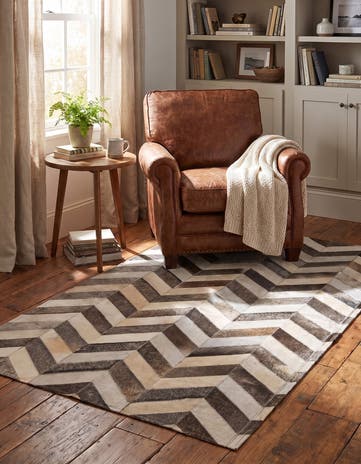 3' 2 x 5' 1 Cowhide - Patchwork Rug