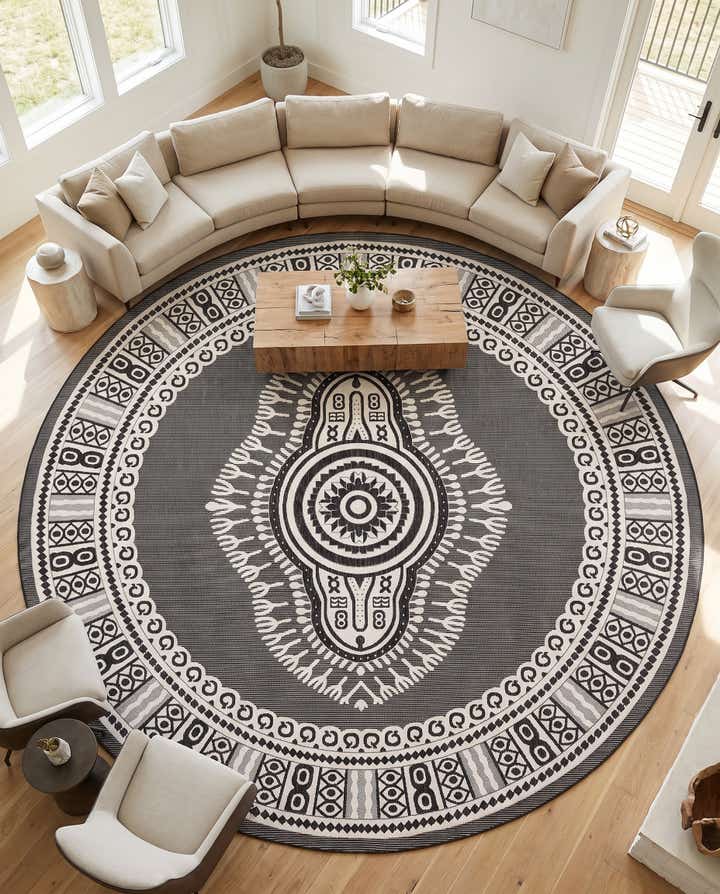 12' x 12' Easy-Clean Traditional Indoor / Outdoor Round Rug