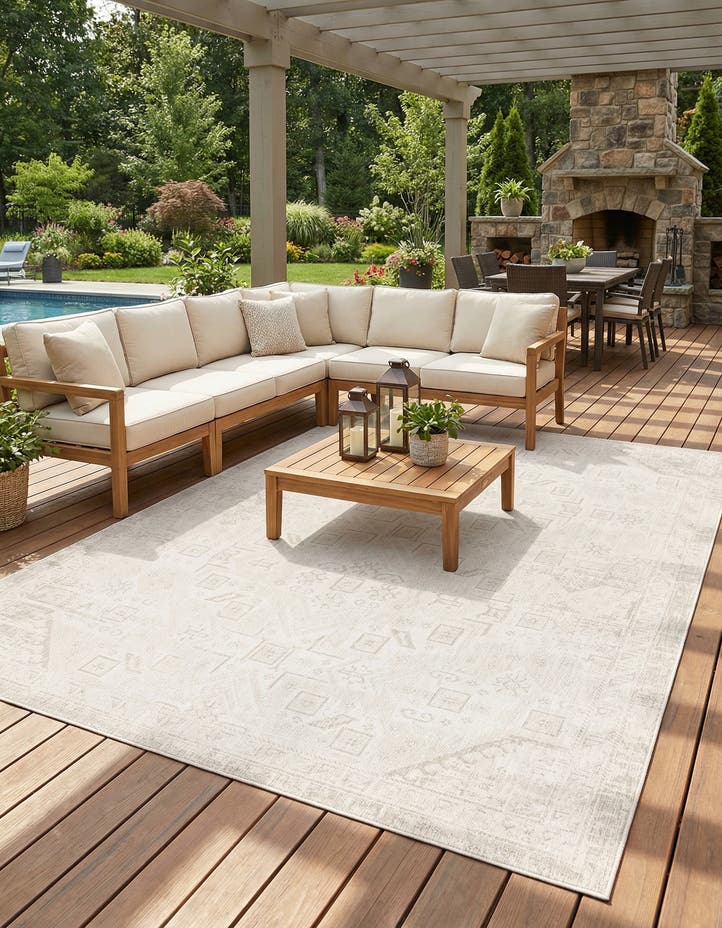 10' x 13' Easy-Clean Aztec Indoor / Outdoor ...