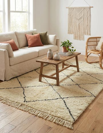 5' x 8' 3 Hand Knotted Moroccan Wool Rug