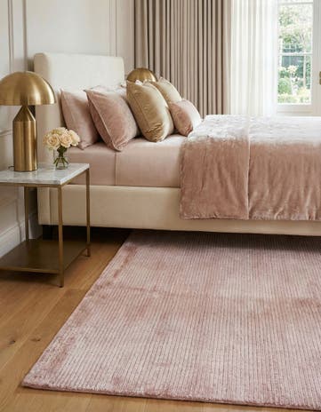 4' x 5' 9 Darya Rug