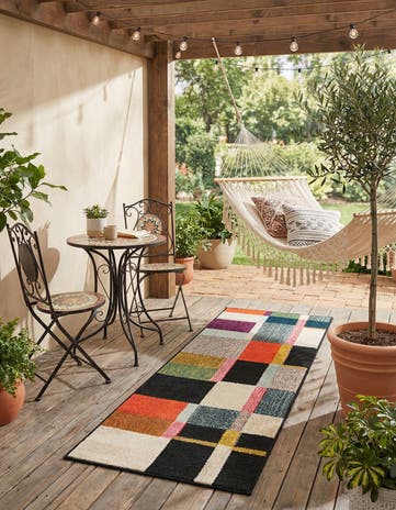Easy-Clean Casablanca Indoor / Outdoor Runner Rug