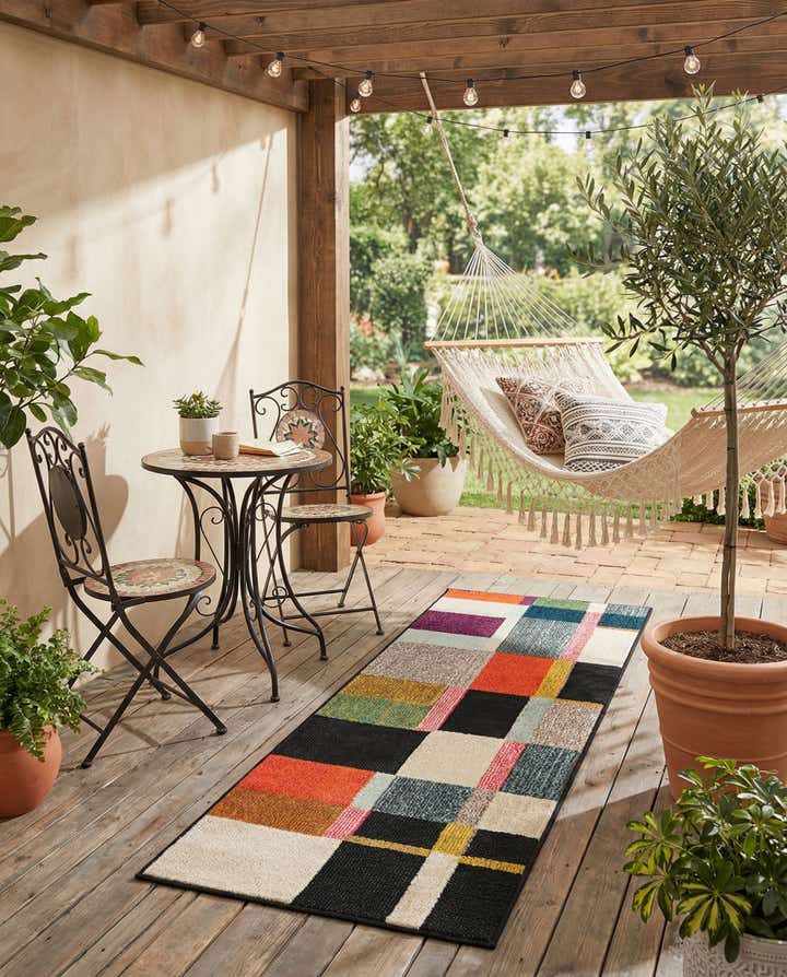 2' x 5' Easy-Clean Casablanca Indoor / Outdoor Runner Rug