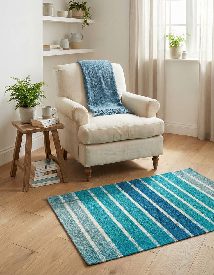 Detail image of 1' 10 x 2' 10 Flatweave Cotton Dhurrie Rug