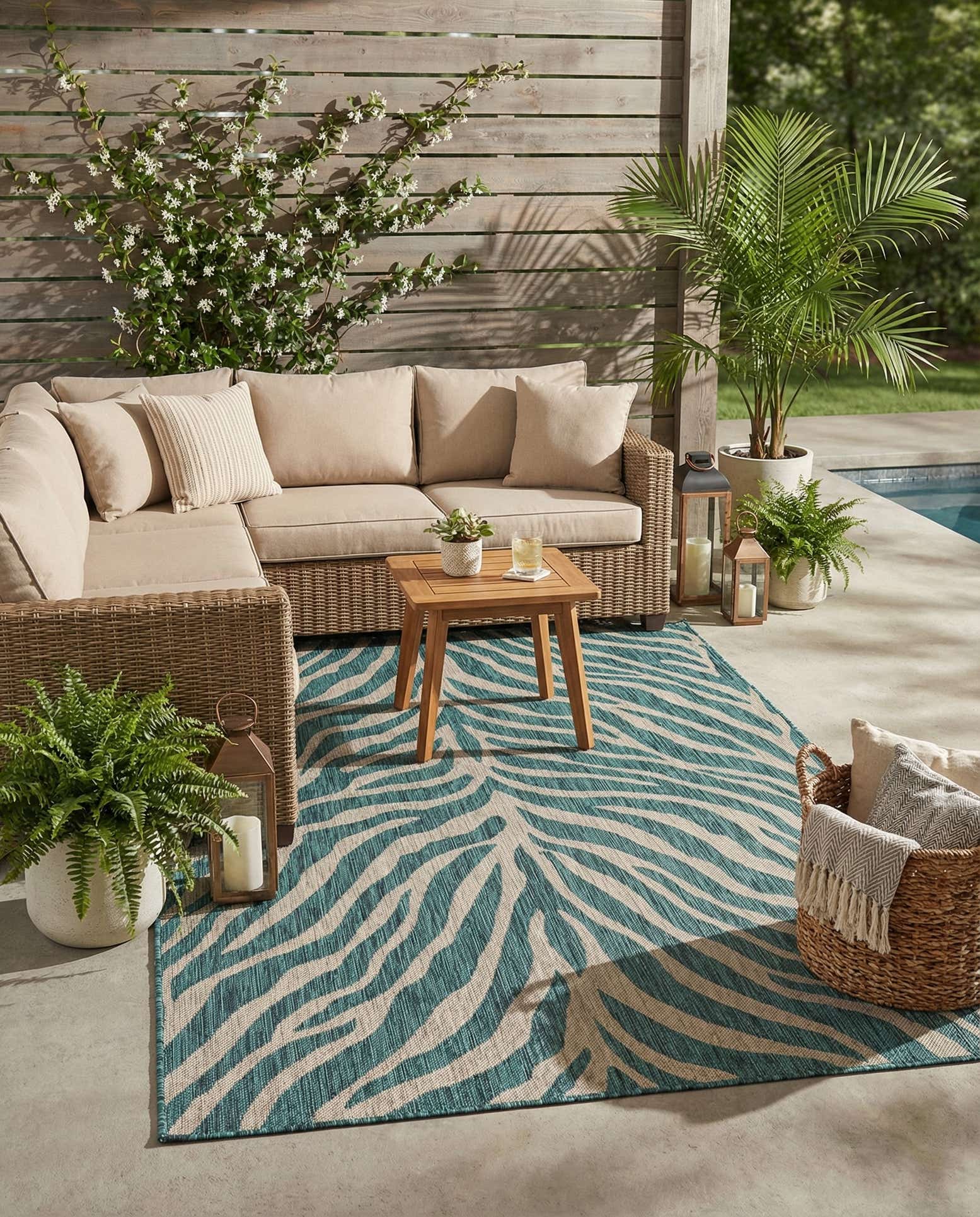 5' 3 x 8' Easy-Clean Safari Indoor / Outdoor Rug