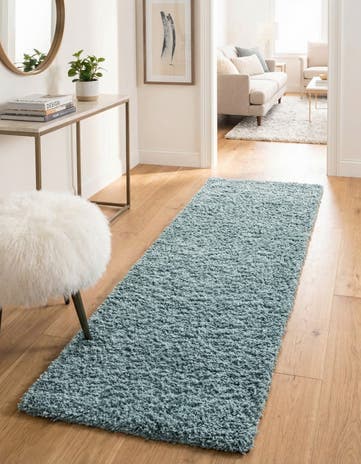 2' 7 x 10' Solid Shag Runner Rug