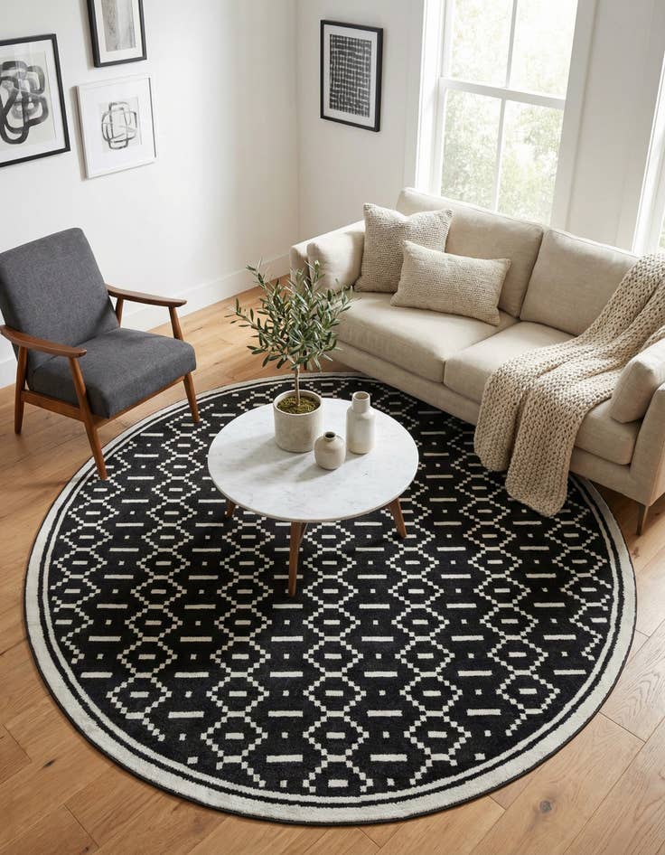 Detail image of 10' x 10' Oslo Round Rug