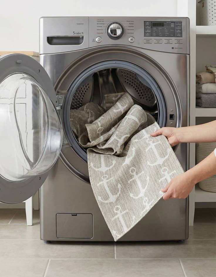 Detail image of 2' 7 x 12'  Washable Coastal Indoor / Outdoor Runner Rug