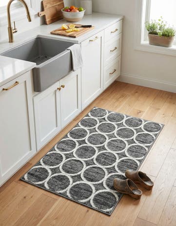 Gray Lattice Trellis Rug
