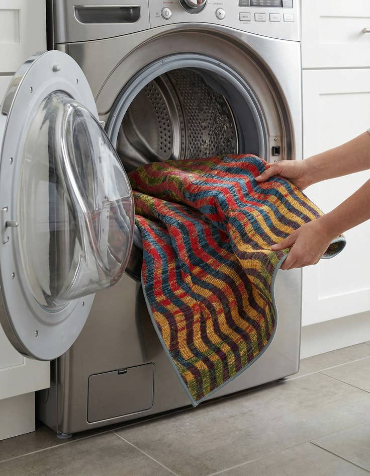 Detail image of 2' 7 x 5' 3  Washable Modern Indoor / Outdoor Runner Rug