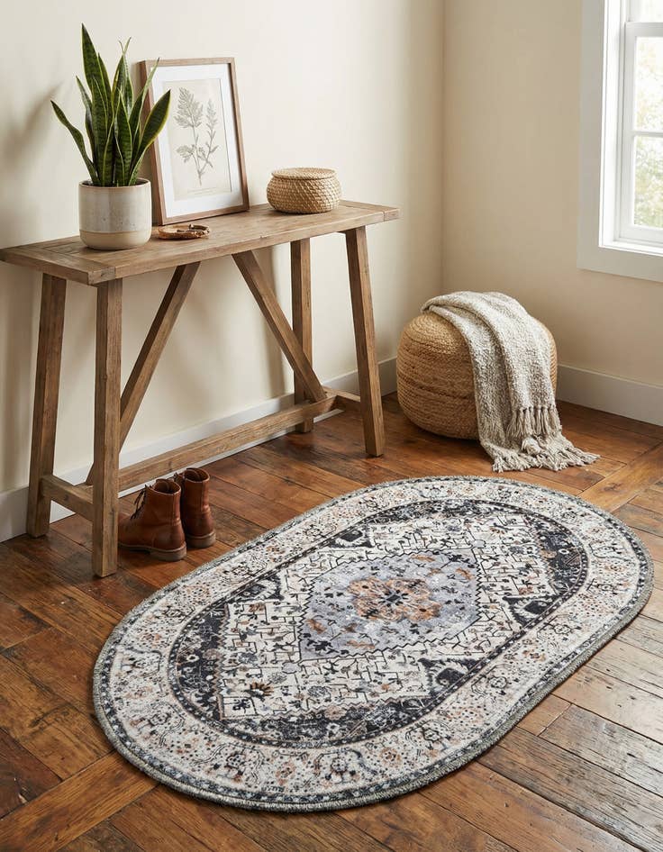 Detail image of 2' x 3' 1 Yara Oval Rug