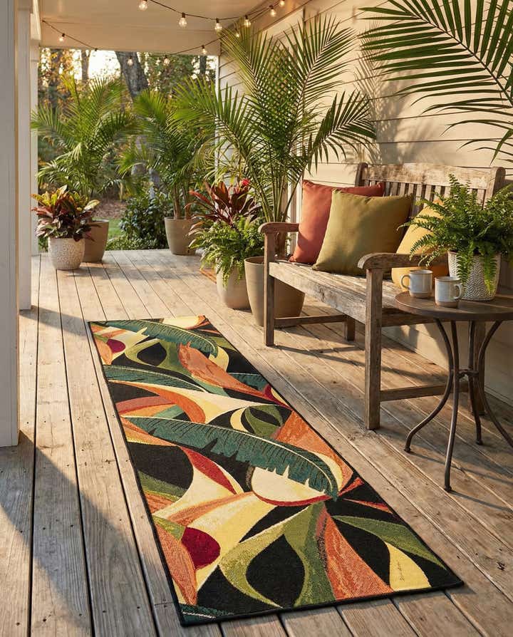 2' x 8' Easy-Clean Botanical Indoor / Outdoor Runner Rug