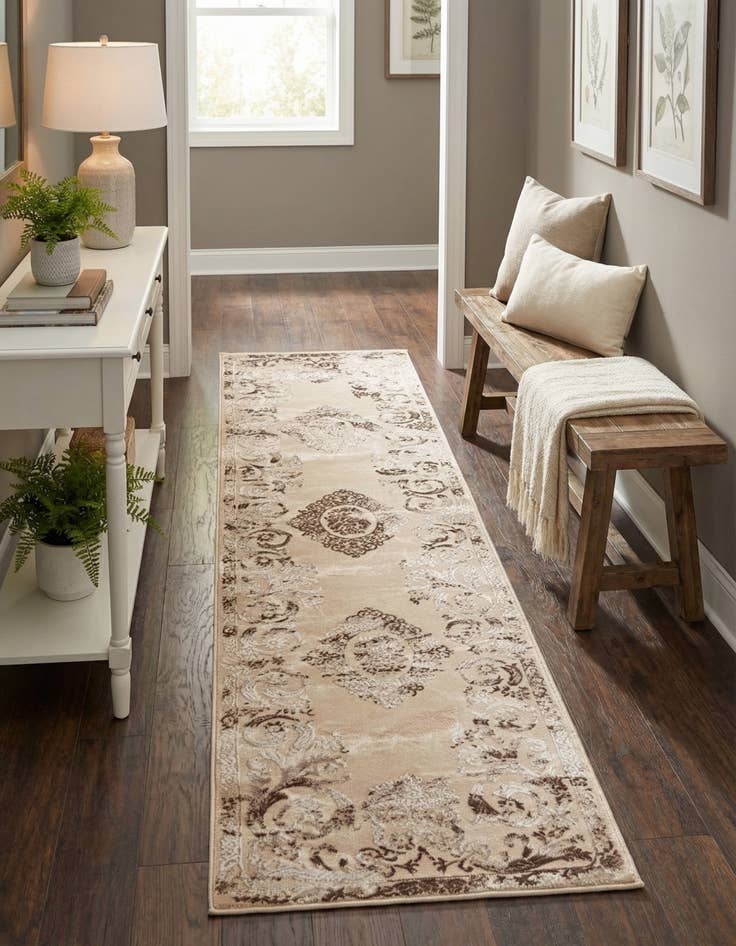 Detail image of 2' x 6' Finsbury Runner Rug