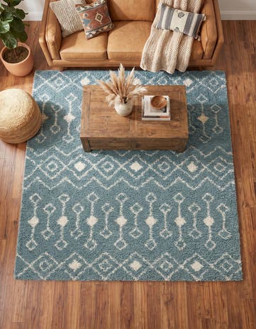 7' 10 x 7' 10 Moroccan Trellis Shag Square Rug