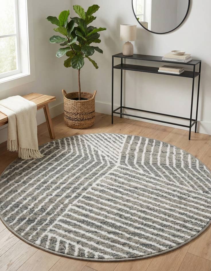 Detail image of 3' x 3' Oslo Round Rug