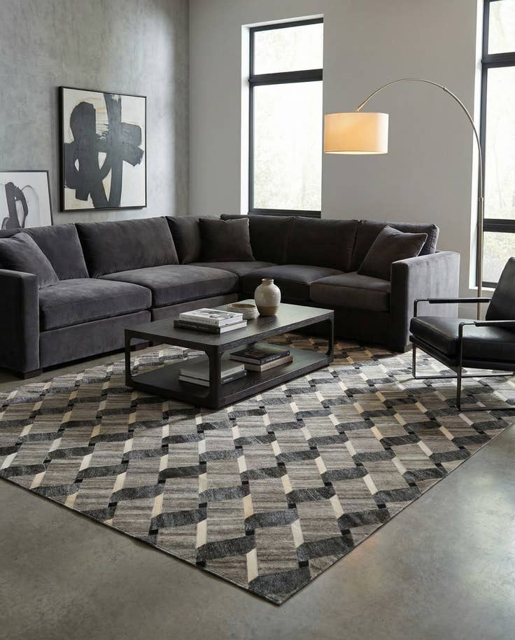 Detail image of 5' 2 x 7' 11 Cowhide - Patchwork Rug