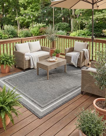 9' x 12' Easy-Clean Border Indoor / Outdoor Rug