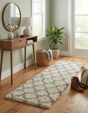 2' x 5' Lattice Shag Runner Rug