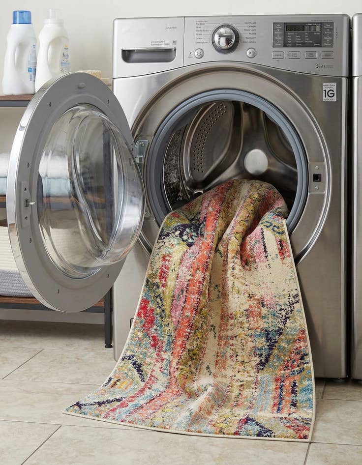 Detail image of 2' 2 x 6' 9  Washable Santa Fe Runner Rug