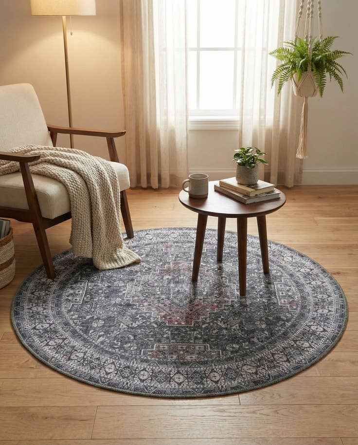Detail image of 3' 6 x 3' 6 Washable Timeless Round Rug