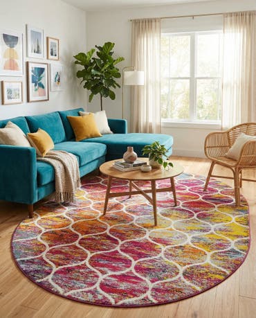  7' 10 x 10' Lattice Frieze Oval Rug