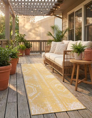 3' 3 x 14' Easy-Clean Bohemian Indoor / Outdoor Runner Rug