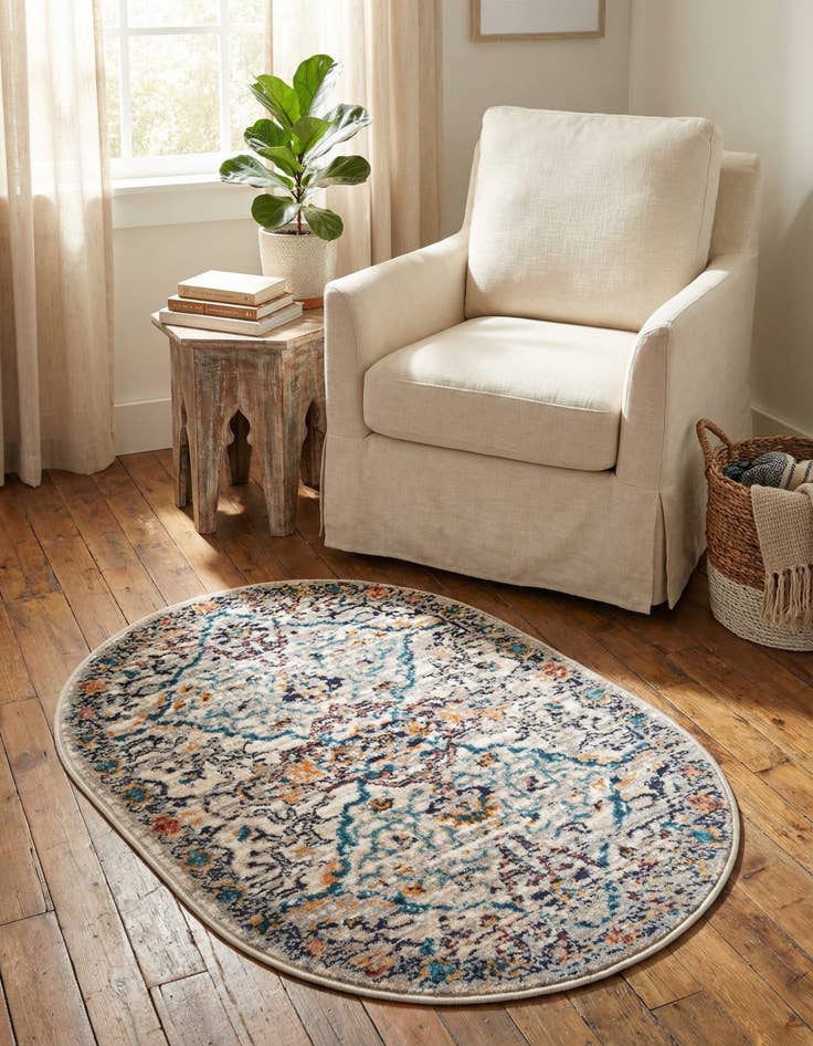 Detail image of 2' 2 x 3' Lola Oval Rug