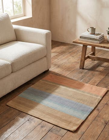 2' 5 x 2' 5 Hand Woven Pillow Wool Square Rug