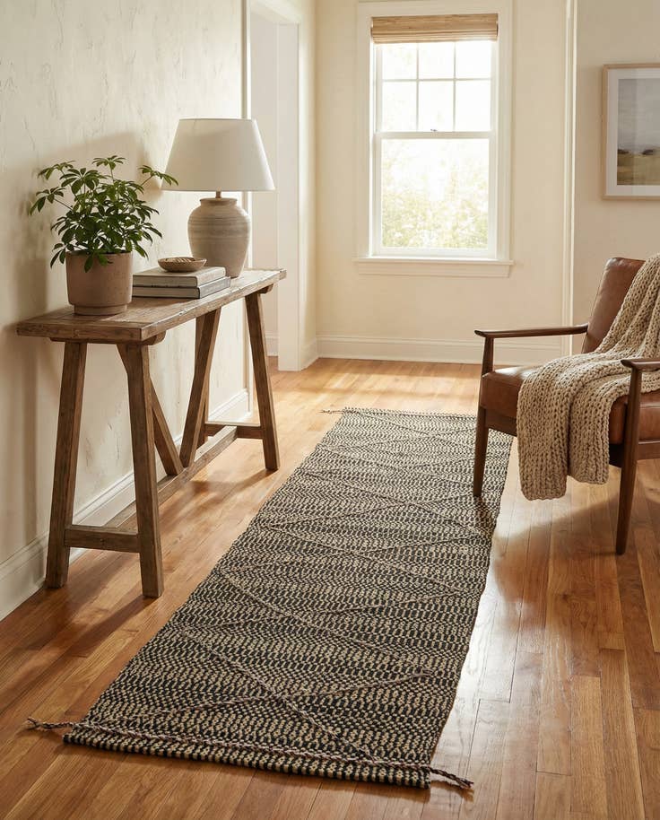 Detail image of 2' 6 x 10' 4 Hand Knotted Darya Wool Runner Rug