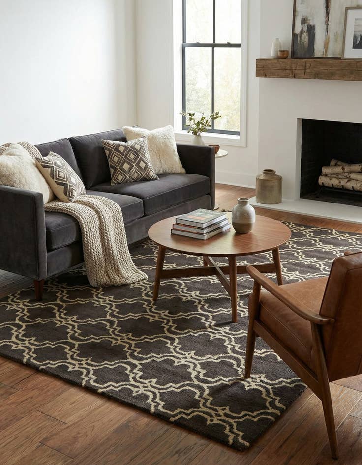 Detail image of 5' 1 x 7' 11 Luna Wool Rug