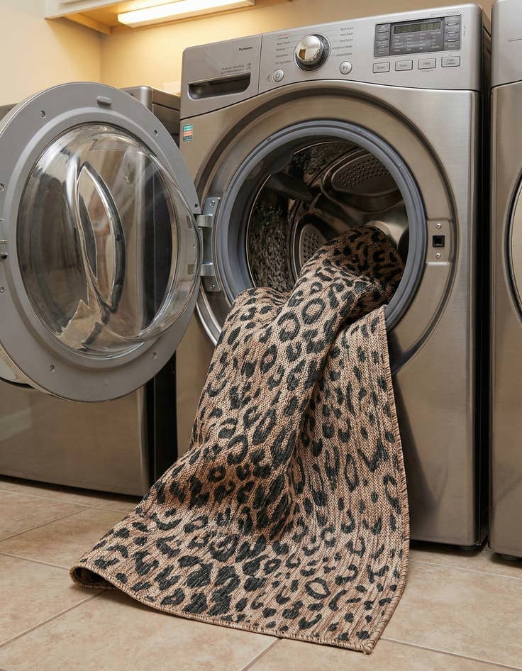 Detail image of 2' x 8'  Washable Safari Indoor / Outdoor Runner Rug