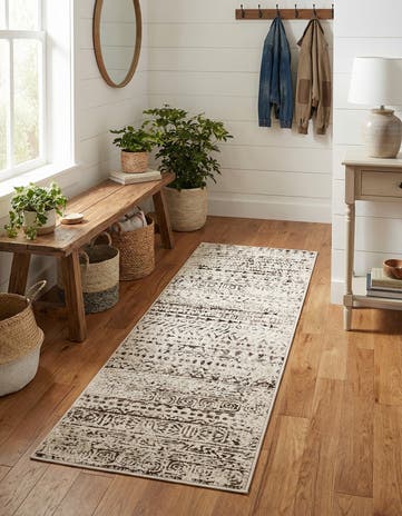 2' x 5' Hermitage Runner Rug