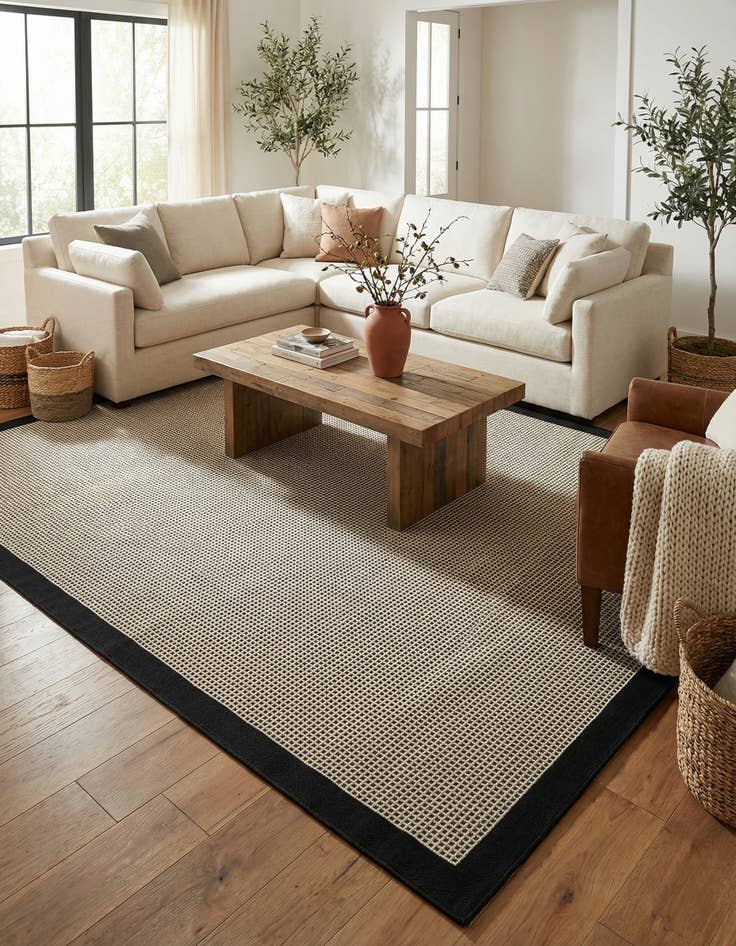 Detail image of 10' x 14'  Washable Border Indoor / Outdoor Rug