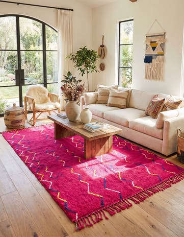 7' x 9' 9 Hand Knotted Moroccan Wool Rug