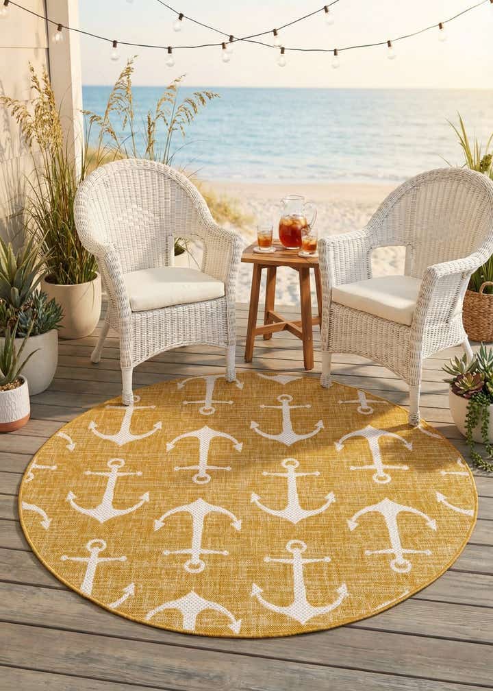 5' 3 x 5' 3 Easy-Clean Coastal Indoor / Outdoor Round Rug