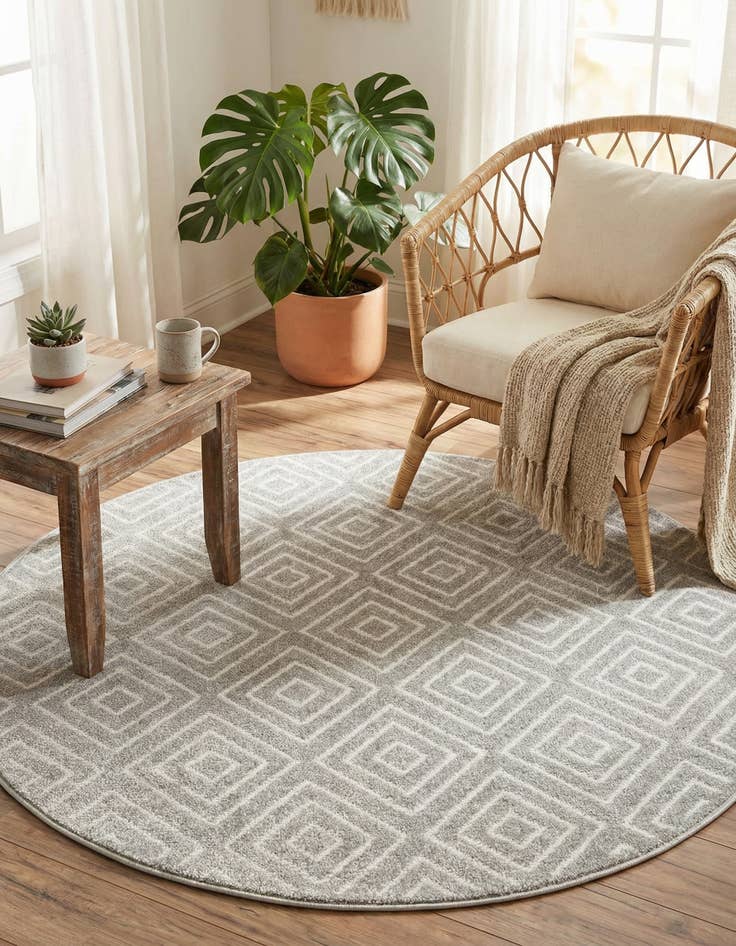 Detail image of  5' x 5'  Washable Sabrina Soto Indoor / Outdoor Round Rug