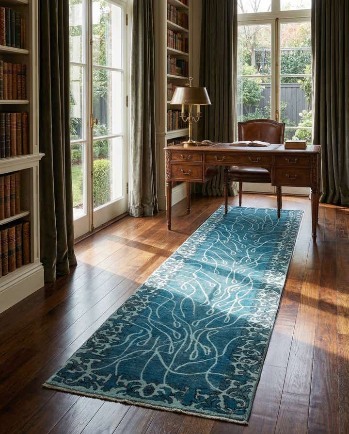 2' 6 x 7' 5 Vintage Royal Runner Rug