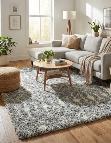 7' 10 x 7' 10 Moroccan Trellis Shag Square Rug