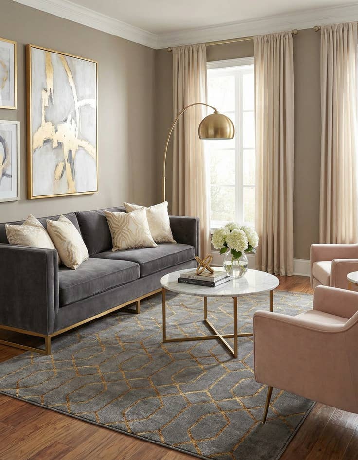 Detail image of  4' x 6'  Marilyn Monroe™ Glam Trellis Rug