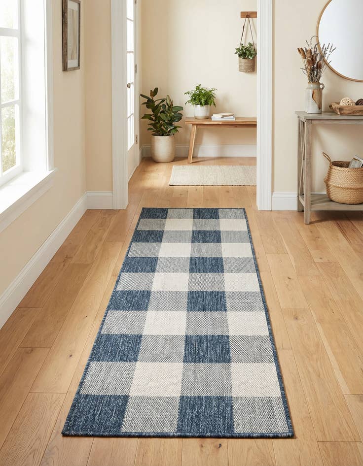 Detail image of 2' x 6'  Washable Checkered Indoor / Outdoor Runner Rug