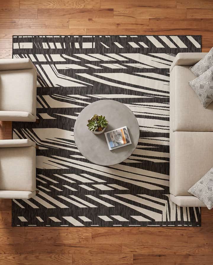 7' 10 x 7' 10 Easy-Clean Modern Indoor / Outdoor Square Rug